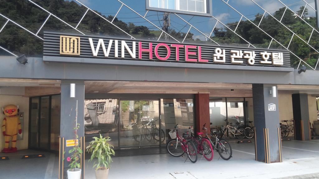 Geoje Win Hotel Exteriör bild